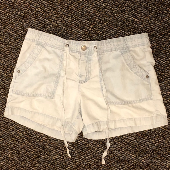 NWOT Gap Outlet Short with Tie (Size 4) - Picture 1 of 5